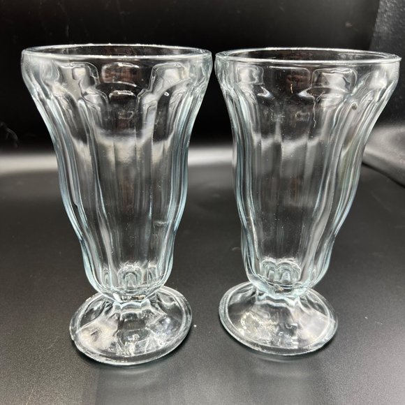 Set of 2 Heavy Glass Tulip Vintage Ice Cream Sundae Parfait Milkshake Glasses - Picture 7 of 8